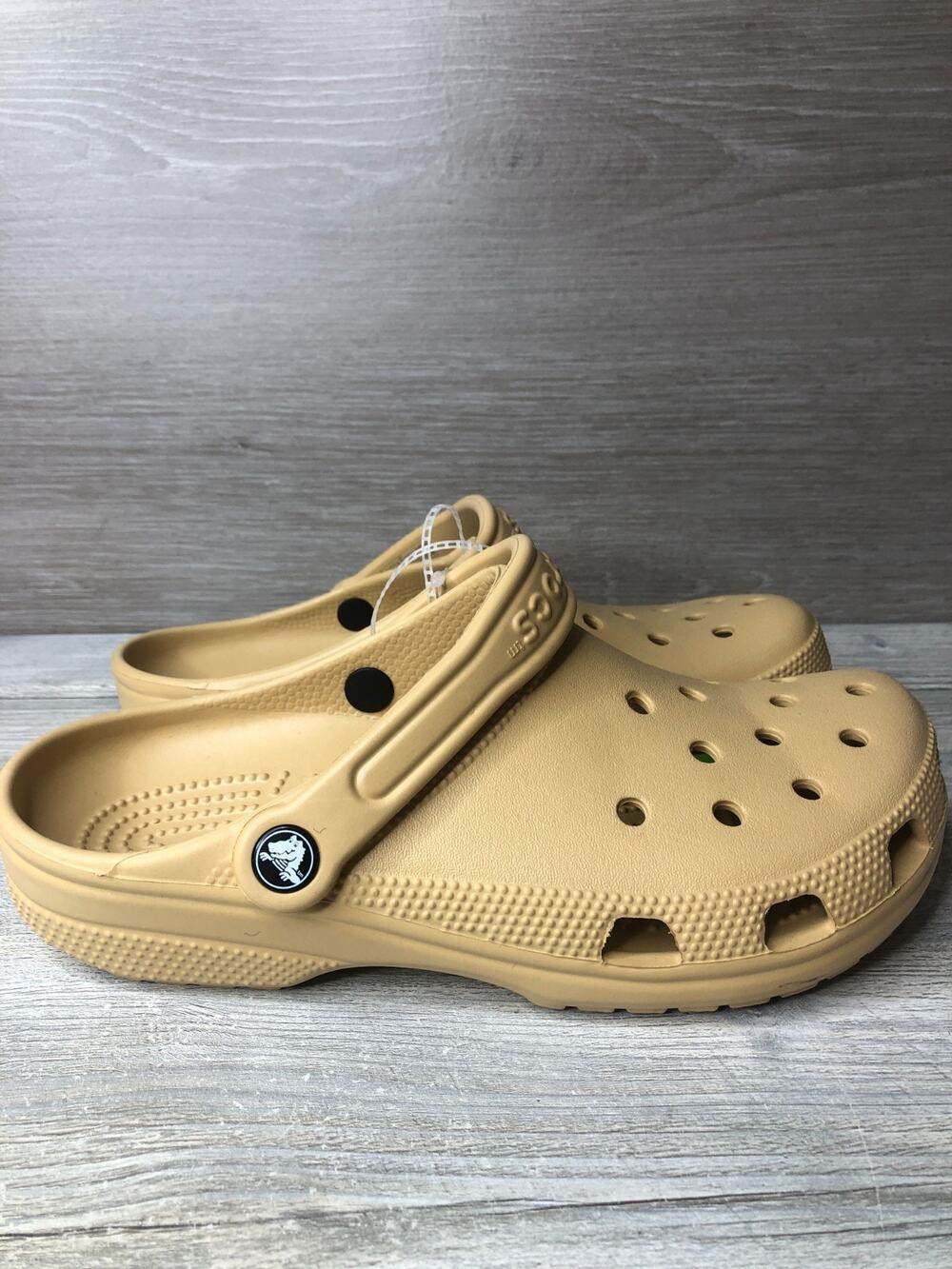 Unisex Crocs Classic Clog Shoes Men 7 Women 9 Wheat Brown Sandals Shoes NWT